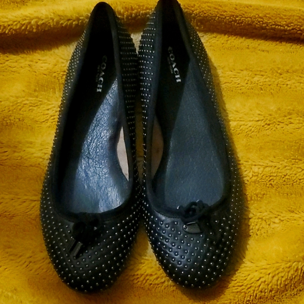 COACH SHOES 6 1/2 -7